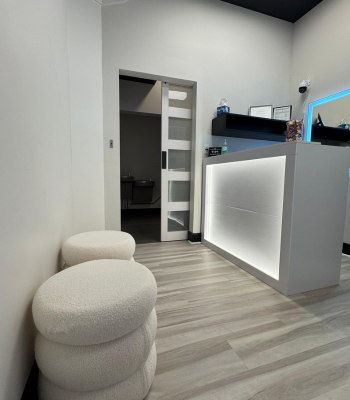 Contact 2 Annie’s Beauty & Body Waxing private studio interior in Orlando, FL